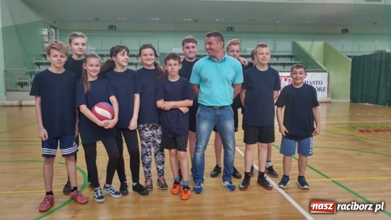 Zdjęcie w galerii na portalu naszraciborz.pl: Mistrzostwa Raciborza w Dwa Ognie wiadomości z regionu