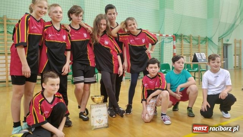 Zdjęcie w galerii na portalu naszraciborz.pl: Mistrzostwa Raciborza w Dwa Ognie wiadomości z regionu
