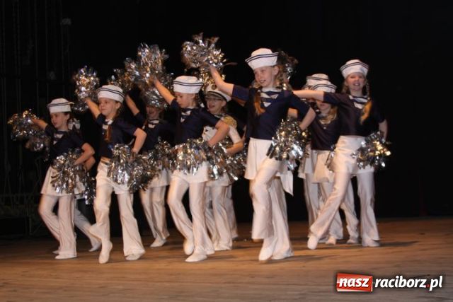 Zdjęcie w galerii na portalu naszraciborz.pl: Tu, na pniu ziemi raciborskiej rodzą się artyści... wiadomości z regionu