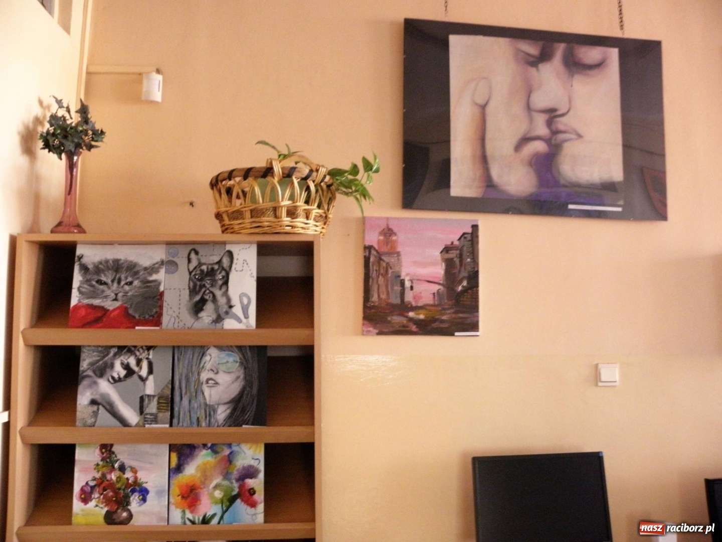 Zdjęcie w galerii na portalu naszraciborz.pl: Znane i nieznane, czyli wystawa prac wychowanków MDK w PWSZ wiadomości z regionu