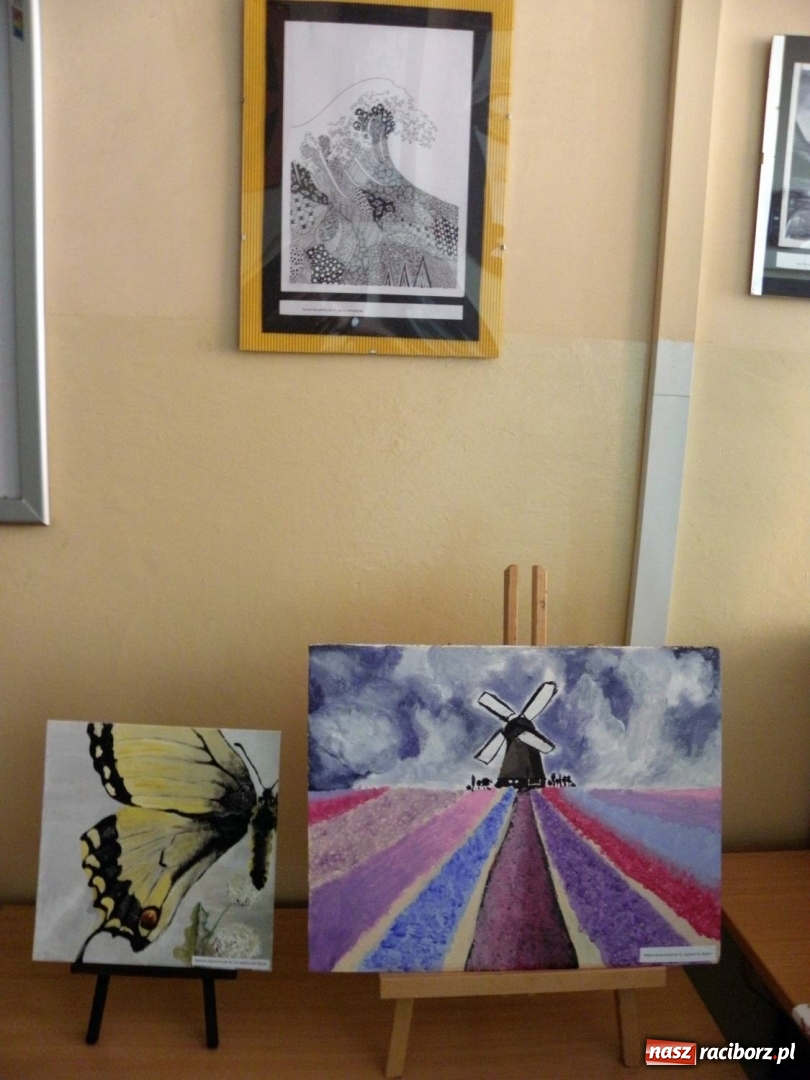 Zdjęcie w galerii na portalu naszraciborz.pl: Znane i nieznane, czyli wystawa prac wychowanków MDK w PWSZ wiadomości z regionu