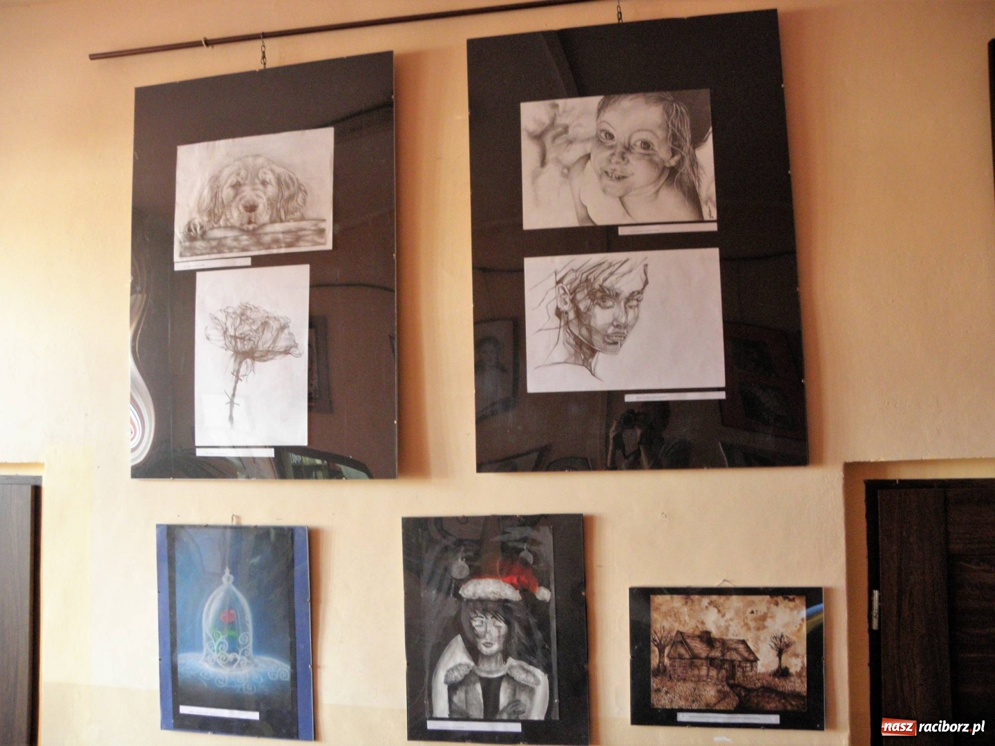 Zdjęcie w galerii na portalu naszraciborz.pl: Znane i nieznane, czyli wystawa prac wychowanków MDK w PWSZ wiadomości z regionu