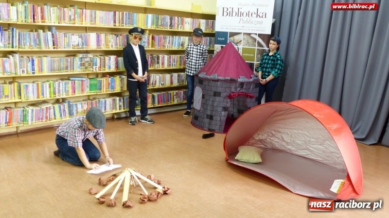 Zdjęcie w galerii na portalu naszraciborz.pl: Adam Bahdaj na Światowy Dzień Książki w raciborskiej bibliotece wiadomości z regionu