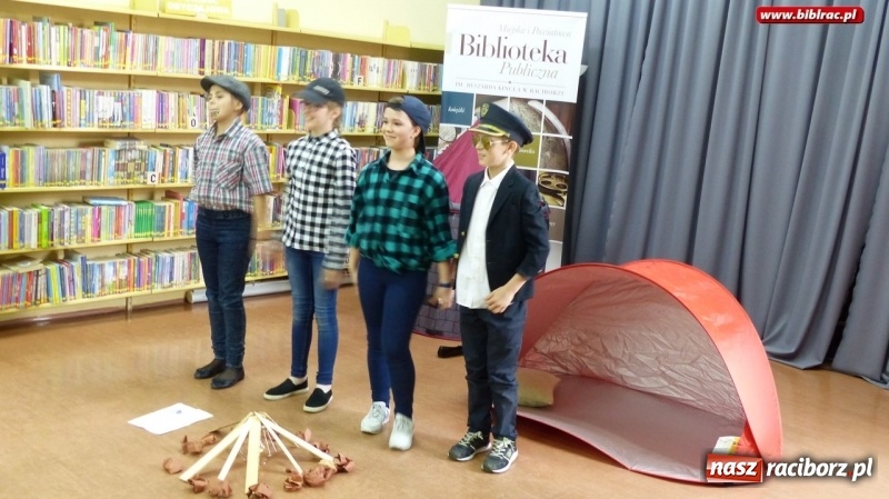 Zdjęcie w galerii na portalu naszraciborz.pl: Adam Bahdaj na Światowy Dzień Książki w raciborskiej bibliotece wiadomości z regionu