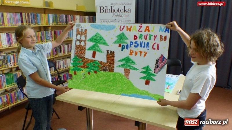 Zdjęcie w galerii na portalu naszraciborz.pl: Adam Bahdaj na Światowy Dzień Książki w raciborskiej bibliotece wiadomości z regionu