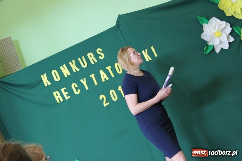 Zdjęcie w galerii na portalu naszraciborz.pl: XI konkurs recytatorski w GOK w Kobyli wiadomości z regionu