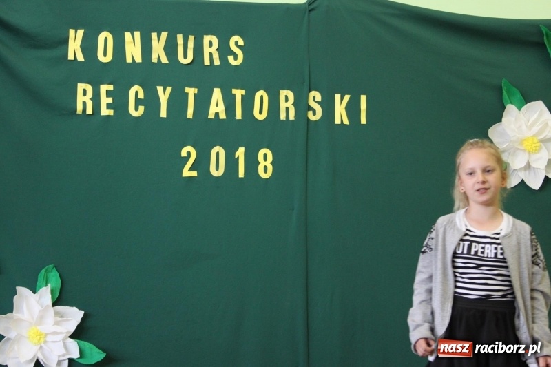 Zdjęcie w galerii na portalu naszraciborz.pl: XI konkurs recytatorski w GOK w Kobyli wiadomości z regionu