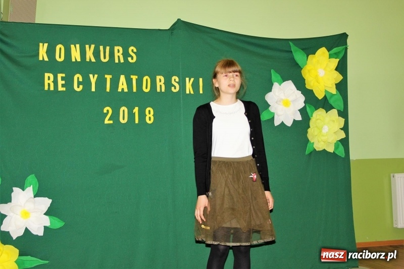 Zdjęcie w galerii na portalu naszraciborz.pl: XI konkurs recytatorski w GOK w Kobyli wiadomości z regionu