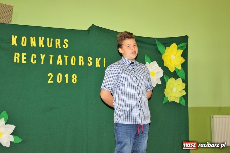 Zdjęcie w galerii na portalu naszraciborz.pl: XI konkurs recytatorski w GOK w Kobyli wiadomości z regionu