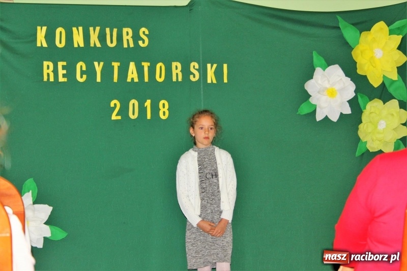 Zdjęcie w galerii na portalu naszraciborz.pl: XI konkurs recytatorski w GOK w Kobyli wiadomości z regionu