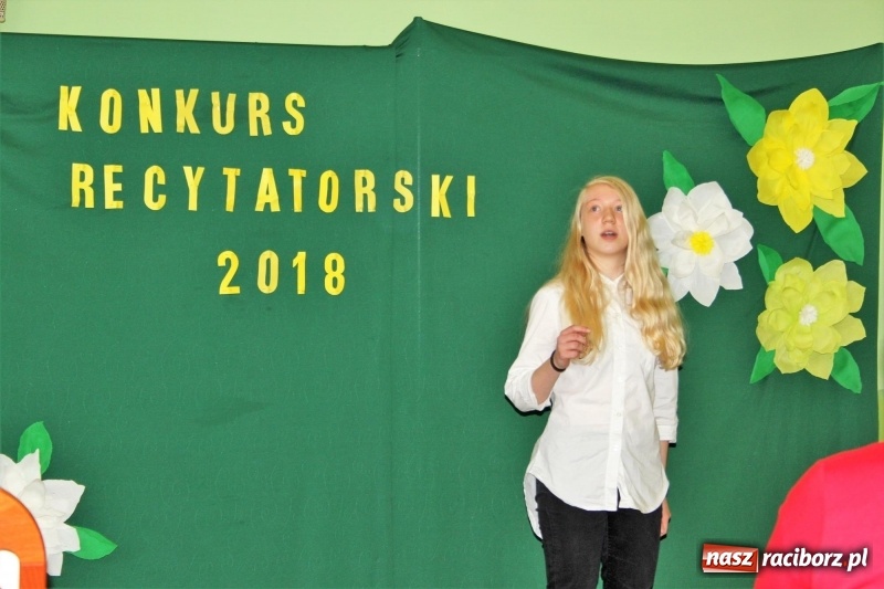 Zdjęcie w galerii na portalu naszraciborz.pl: XI konkurs recytatorski w GOK w Kobyli wiadomości z regionu