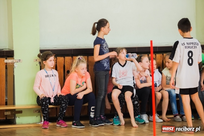 Zdjęcie w galerii na portalu naszraciborz.pl: Turniej Gier i Zabaw w Borucinie. Krzanowice najlepsze wiadomości z regionu