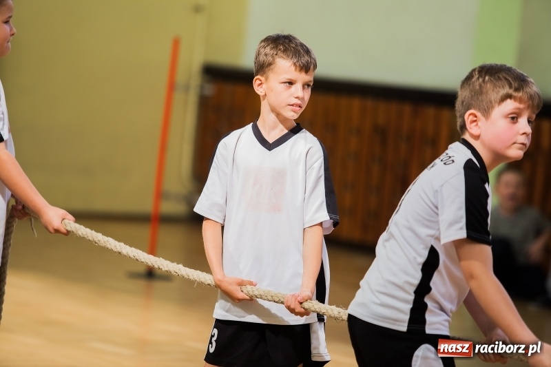 Zdjęcie w galerii na portalu naszraciborz.pl: Turniej Gier i Zabaw w Borucinie. Krzanowice najlepsze wiadomości z regionu