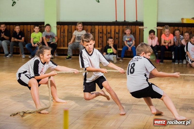 Zdjęcie w galerii na portalu naszraciborz.pl: Turniej Gier i Zabaw w Borucinie. Krzanowice najlepsze wiadomości z regionu
