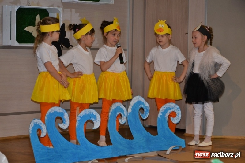 Zdjęcie w galerii na portalu naszraciborz.pl: XXVI Międzynarodowy Przegląd Teatrzyków Przedszkolnych wiadomości z regionu