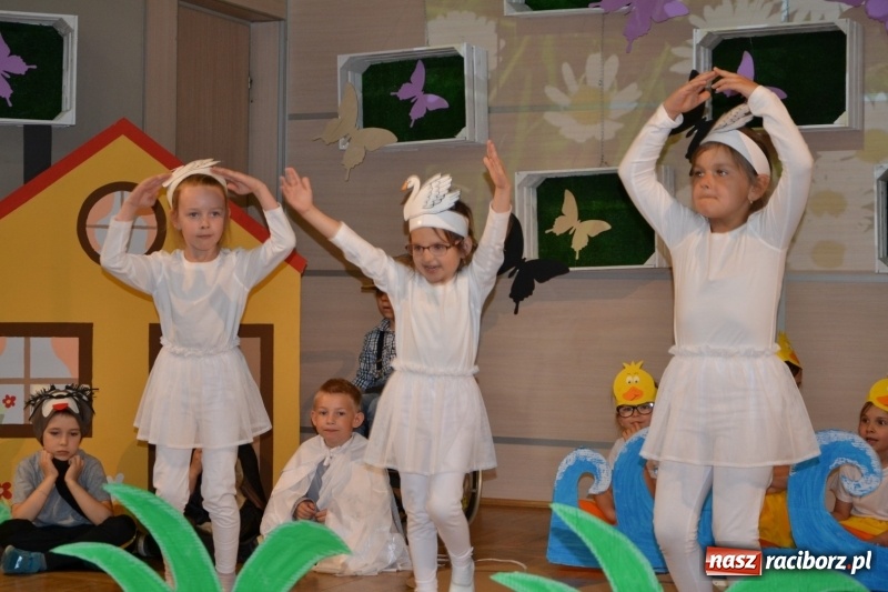 Zdjęcie w galerii na portalu naszraciborz.pl: XXVI Międzynarodowy Przegląd Teatrzyków Przedszkolnych wiadomości z regionu