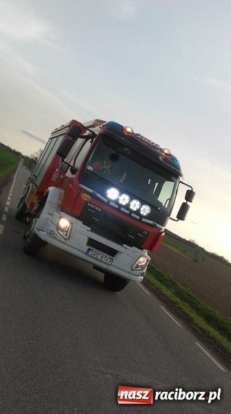 Zdjęcie w galerii na portalu naszraciborz.pl: Druhowie z Krzanowic przesiedli się do nowiutkiego volvo  wiadomości z regionu