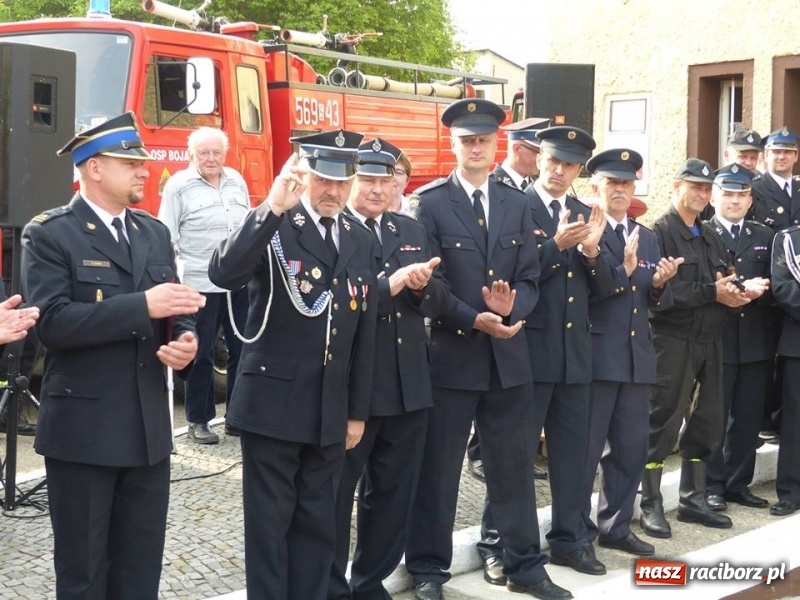 Zdjęcie w galerii na portalu naszraciborz.pl: Druhowie z Krzanowic przesiedli się do nowiutkiego volvo  wiadomości z regionu