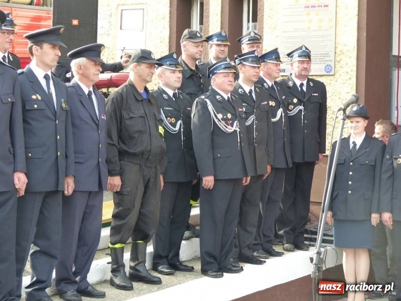 Zdjęcie w galerii na portalu naszraciborz.pl: Druhowie z Krzanowic przesiedli się do nowiutkiego volvo  wiadomości z regionu