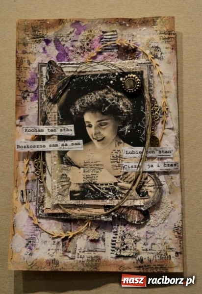 Zdjęcie w galerii na portalu naszraciborz.pl: Wernisaż wystawy Art Journal - Wyrazić Siebie w Galerii Obok wiadomości z regionu