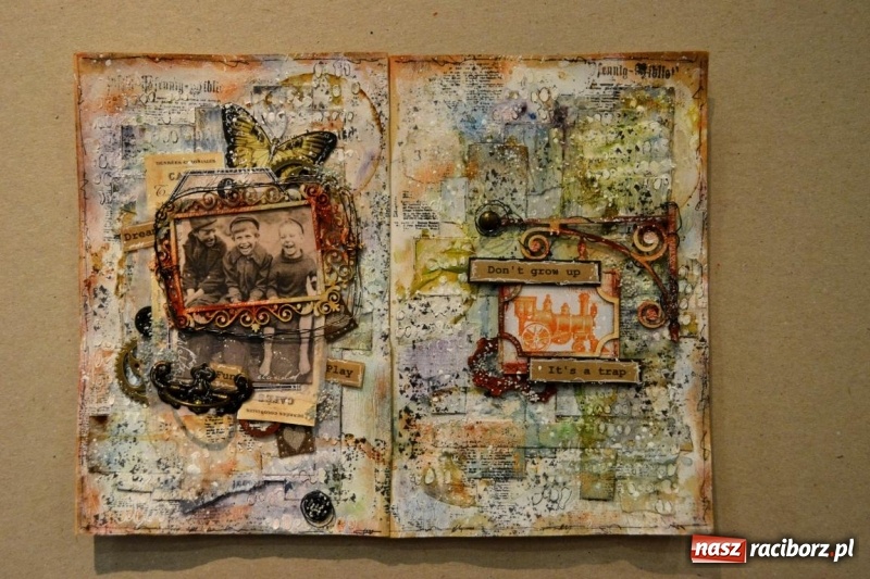 Zdjęcie w galerii na portalu naszraciborz.pl: Wernisaż wystawy Art Journal - Wyrazić Siebie w Galerii Obok wiadomości z regionu