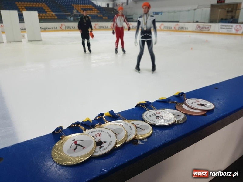 Zdjęcie w galerii na portalu naszraciborz.pl: Zawodnicy Animusz Racibórz na XIX Mityngu w łyżwiarstwie szybkim wiadomości z regionu