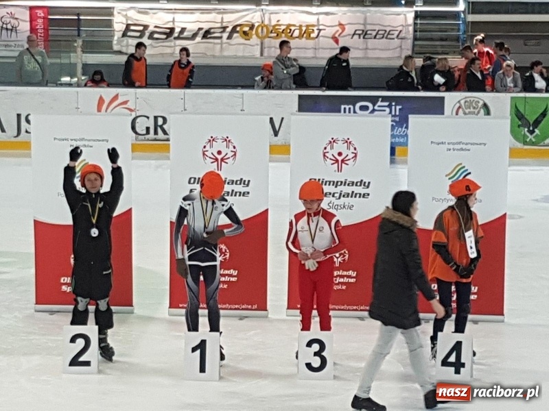 Zdjęcie w galerii na portalu naszraciborz.pl: Zawodnicy Animusz Racibórz na XIX Mityngu w łyżwiarstwie szybkim wiadomości z regionu
