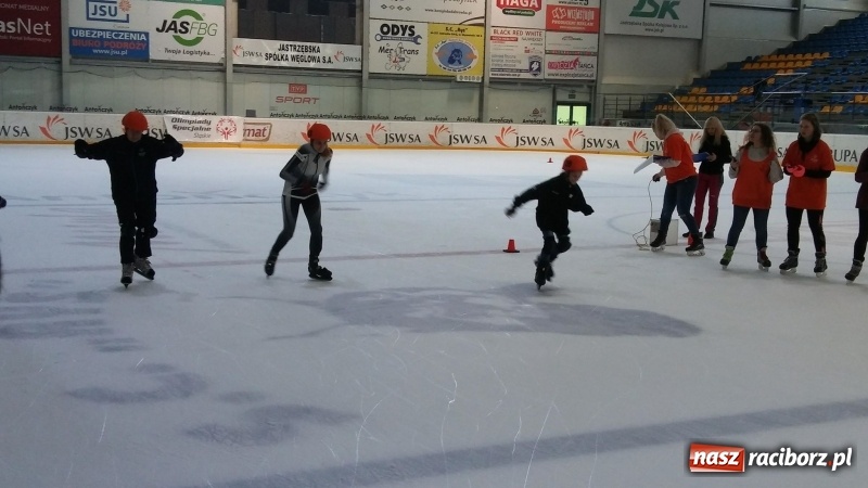 Zdjęcie w galerii na portalu naszraciborz.pl: Zawodnicy Animusz Racibórz na XIX Mityngu w łyżwiarstwie szybkim wiadomości z regionu