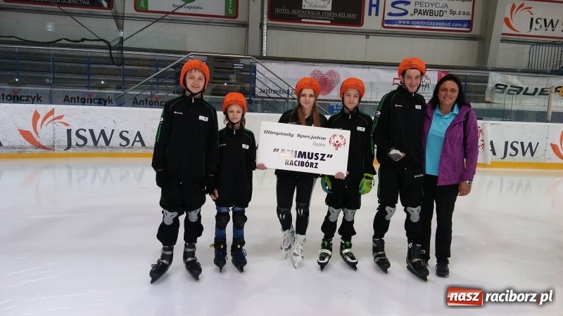 Zdjęcie w galerii na portalu naszraciborz.pl: Zawodnicy Animusz Racibórz na XIX Mityngu w łyżwiarstwie szybkim wiadomości z regionu