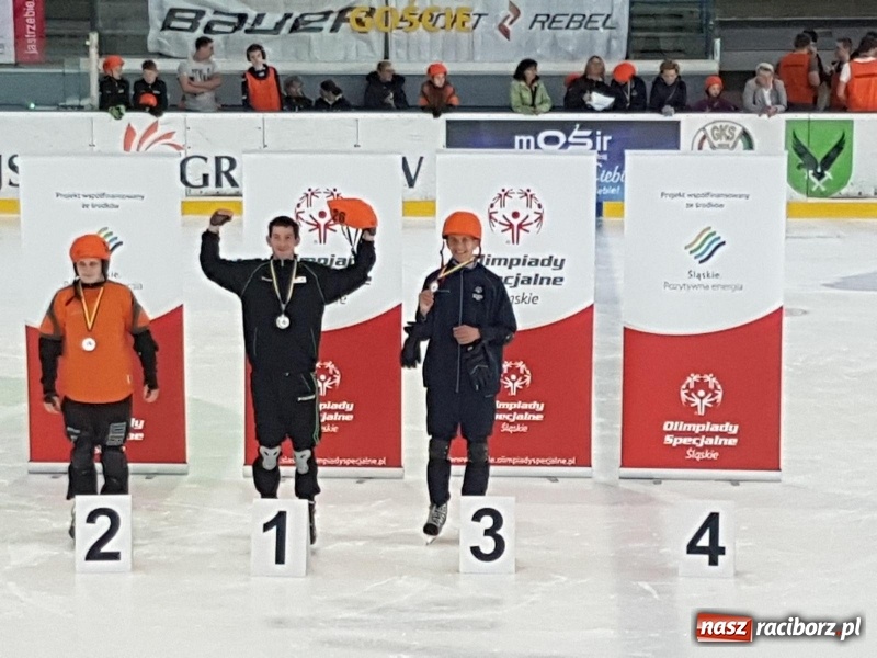 Zdjęcie w galerii na portalu naszraciborz.pl: Zawodnicy Animusz Racibórz na XIX Mityngu w łyżwiarstwie szybkim wiadomości z regionu