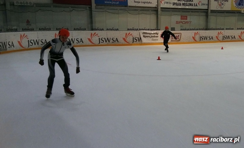 Zdjęcie w galerii na portalu naszraciborz.pl: Zawodnicy Animusz Racibórz na XIX Mityngu w łyżwiarstwie szybkim wiadomości z regionu