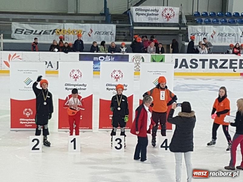 Zdjęcie w galerii na portalu naszraciborz.pl: Zawodnicy Animusz Racibórz na XIX Mityngu w łyżwiarstwie szybkim wiadomości z regionu