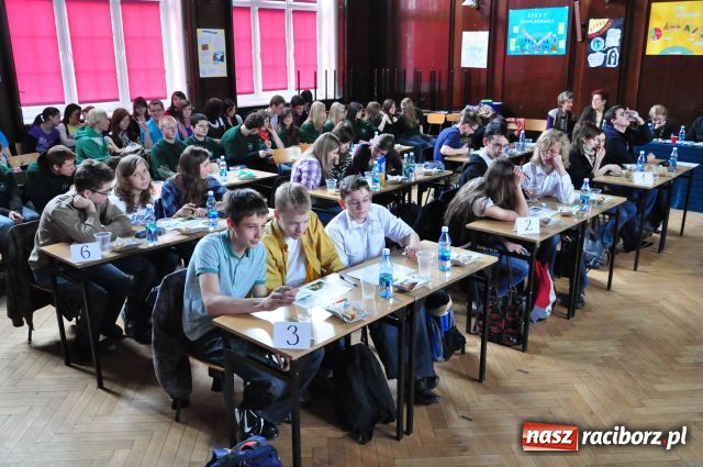 Zdjęcie w galerii na portalu naszraciborz.pl: Ekologiczne zmagania w ZSO 1 wiadomości z regionu