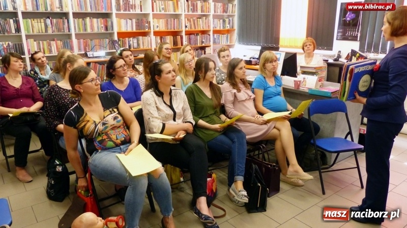 Zdjęcie w galerii na portalu naszraciborz.pl: W głowie się nie mieści! Dr Wanda Matras-Mastalerz szkoliła rodziców w Raciborzu  wiadomości z regionu