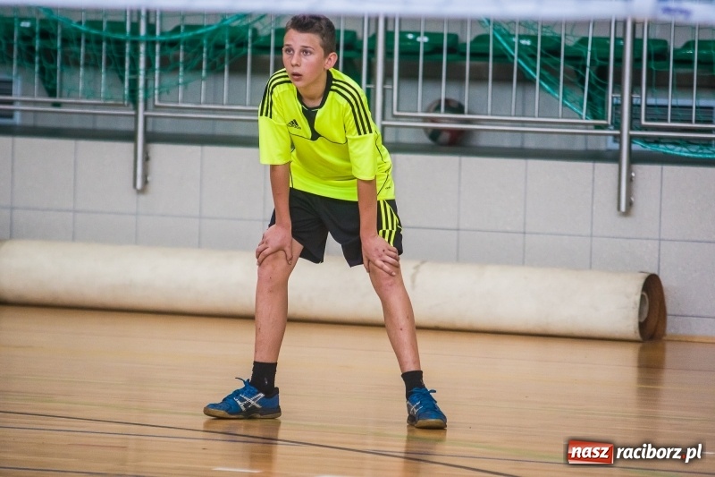 Zdjęcie w galerii na portalu naszraciborz.pl: Siatkarze SP18 awansowali do półfinału wojewódzkiego wiadomości z regionu