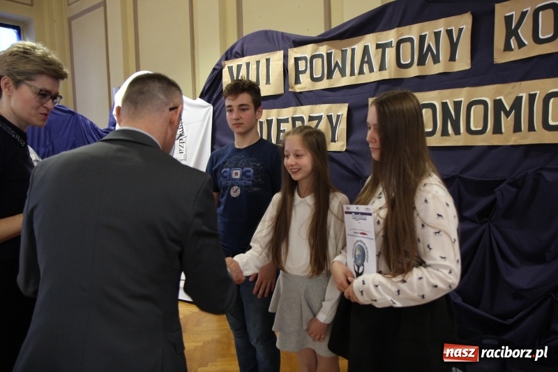Zdjęcie w galerii na portalu naszraciborz.pl: Młody człowiek w świecie pieniądza. Uczniowie SP 3 najlepsi w konkursie ekonomicznym wiadomości z regionu