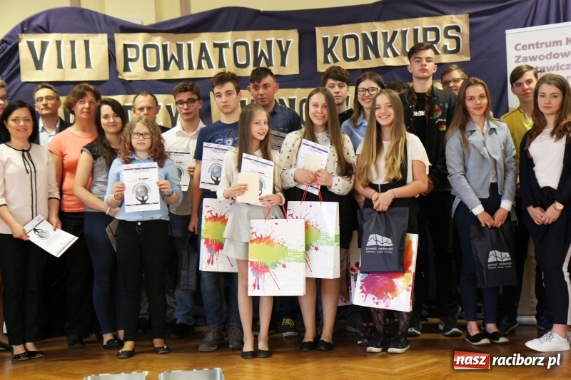 Zdjęcie w galerii na portalu naszraciborz.pl: Młody człowiek w świecie pieniądza. Uczniowie SP 3 najlepsi w konkursie ekonomicznym wiadomości z regionu