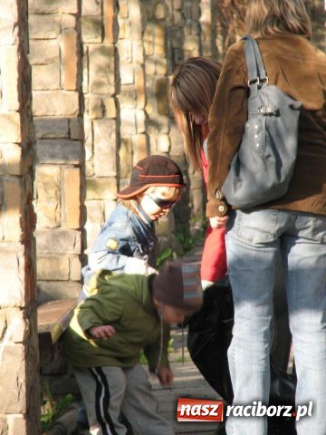 Zdjęcie w galerii na portalu naszraciborz.pl: Wielkie sprzątanie parku jordanowskiego wiadomości z regionu