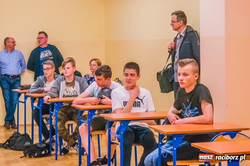 Zdjęcie w galerii na portalu naszraciborz.pl: Powiatowy Turniej Bezpieczeństwa w Ruchu Drogowym. Raciborska Trzynastka i szkoła z Krzanowic najlepsze wiadomości z regionu