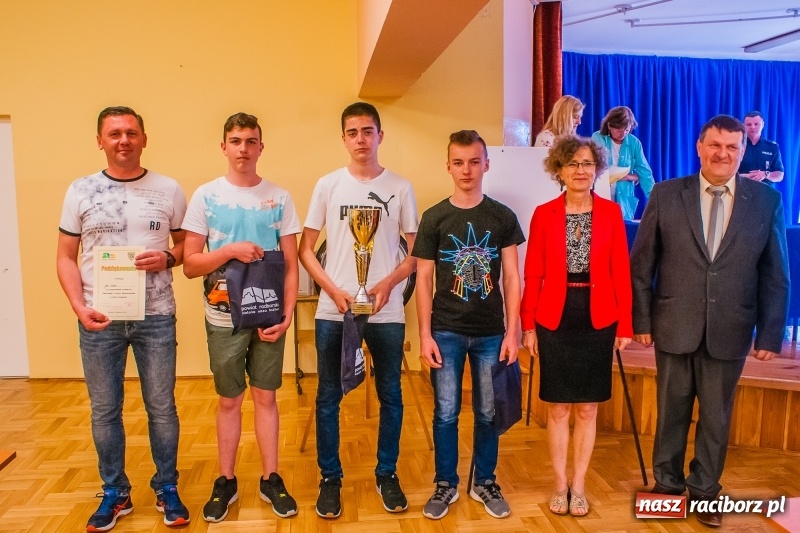 Zdjęcie w galerii na portalu naszraciborz.pl: Powiatowy Turniej Bezpieczeństwa w Ruchu Drogowym. Raciborska Trzynastka i szkoła z Krzanowic najlepsze wiadomości z regionu