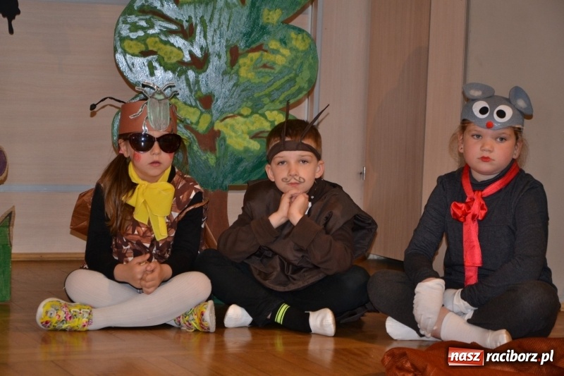 Zdjęcie w galerii na portalu naszraciborz.pl: XXVI Międzynarodowy Przegląd Teatrzyków Przedszkolnych w Tworkowie - dzień drugi  wiadomości z regionu