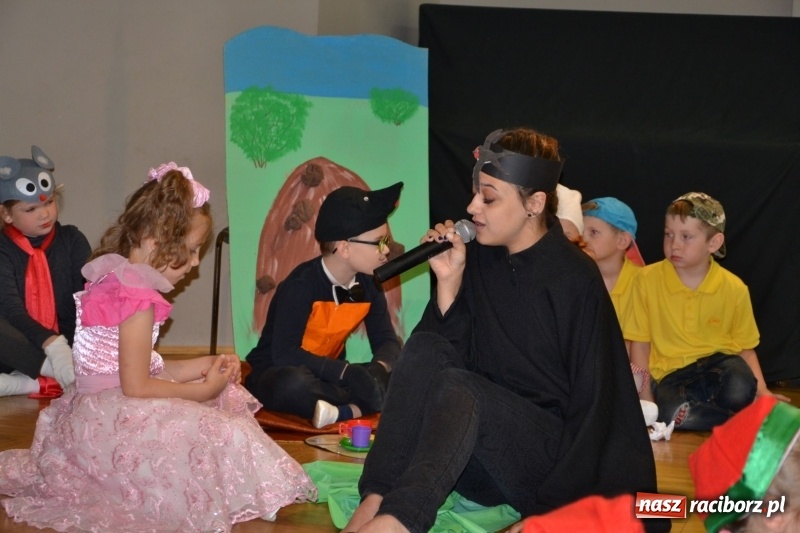 Zdjęcie w galerii na portalu naszraciborz.pl: XXVI Międzynarodowy Przegląd Teatrzyków Przedszkolnych w Tworkowie - dzień drugi  wiadomości z regionu