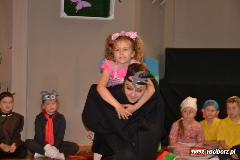 Zdjęcie w galerii na portalu naszraciborz.pl: XXVI Międzynarodowy Przegląd Teatrzyków Przedszkolnych w Tworkowie - dzień drugi  wiadomości z regionu
