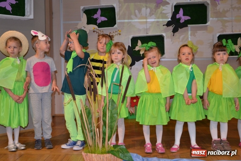 Zdjęcie w galerii na portalu naszraciborz.pl: XXVI Międzynarodowy Przegląd Teatrzyków Przedszkolnych w Tworkowie - dzień drugi  wiadomości z regionu