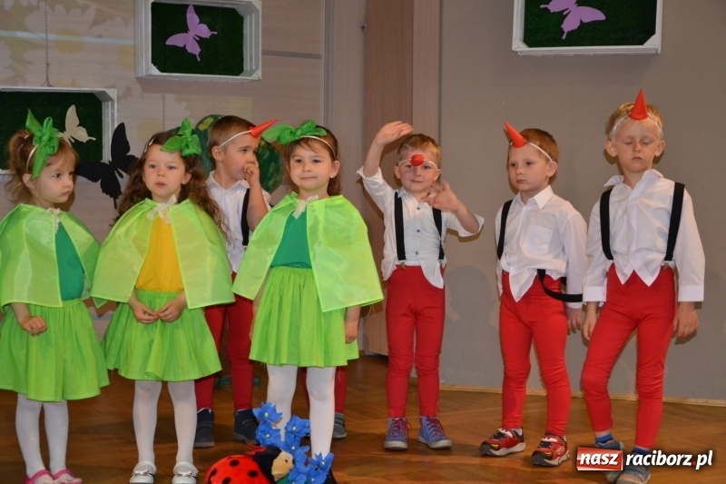 Zdjęcie w galerii na portalu naszraciborz.pl: XXVI Międzynarodowy Przegląd Teatrzyków Przedszkolnych w Tworkowie - dzień drugi  wiadomości z regionu