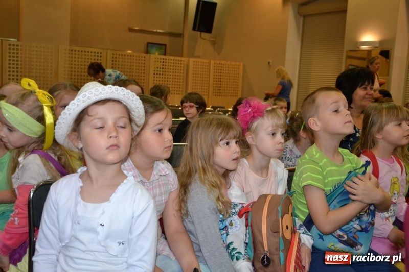 Zdjęcie w galerii na portalu naszraciborz.pl: XXVI Międzynarodowy Przegląd Teatrzyków Przedszkolnych w Tworkowie - dzień drugi  wiadomości z regionu