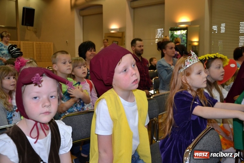 Zdjęcie w galerii na portalu naszraciborz.pl: XXVI Międzynarodowy Przegląd Teatrzyków Przedszkolnych w Tworkowie - dzień drugi  wiadomości z regionu