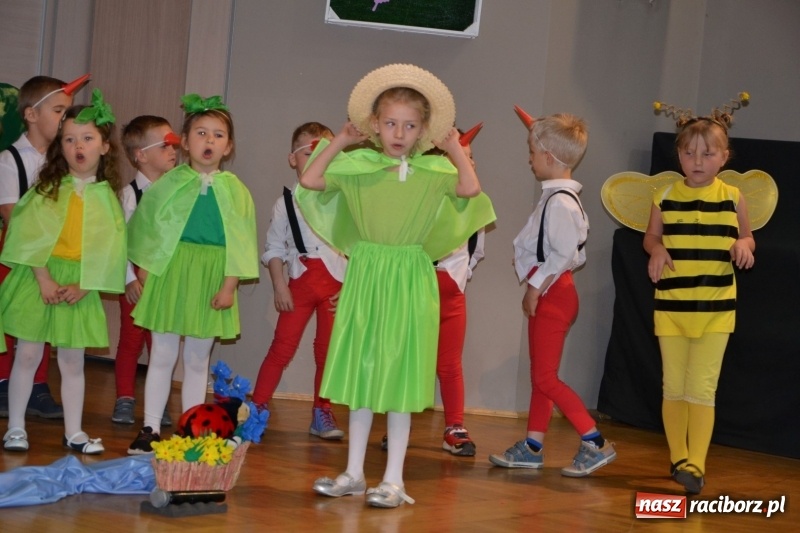 Zdjęcie w galerii na portalu naszraciborz.pl: XXVI Międzynarodowy Przegląd Teatrzyków Przedszkolnych w Tworkowie - dzień drugi  wiadomości z regionu