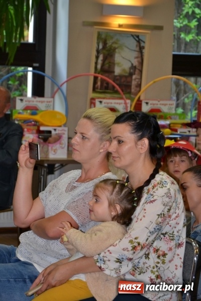 Zdjęcie w galerii na portalu naszraciborz.pl: XXVI Międzynarodowy Przegląd Teatrzyków Przedszkolnych w Tworkowie - dzień drugi  wiadomości z regionu