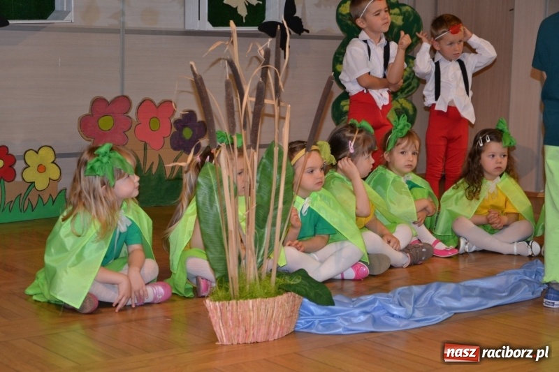 Zdjęcie w galerii na portalu naszraciborz.pl: XXVI Międzynarodowy Przegląd Teatrzyków Przedszkolnych w Tworkowie - dzień drugi  wiadomości z regionu